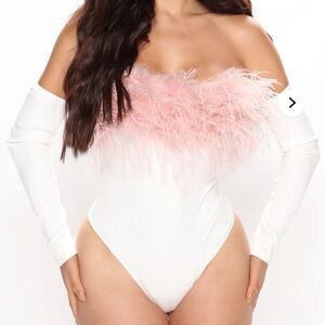 SALE🔥 2/$40: FN Tube Top with Separate Sleeves White and Pink Feather Bodysuit
